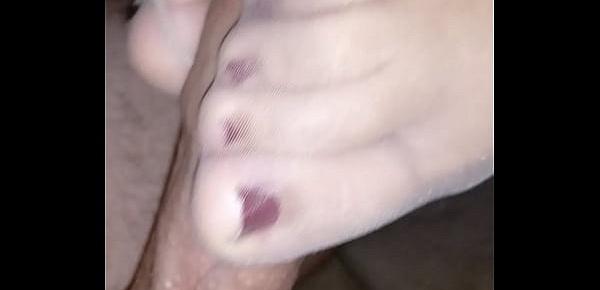  homemade footjob with super thin stockings and cumshot